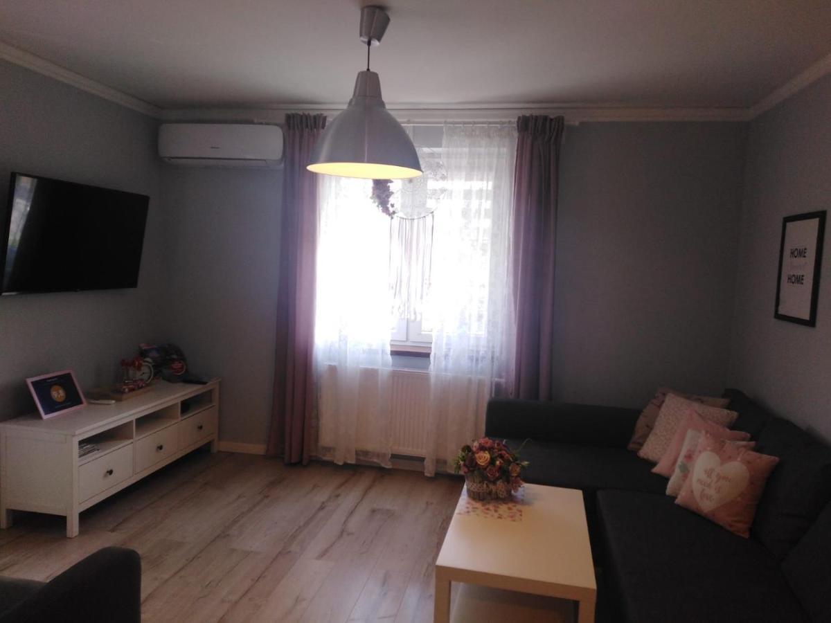 Apartament Antek Klimatyzowany ออชเวียนชิม ภายนอก รูปภาพ
